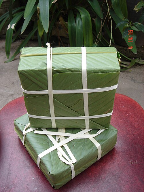 Cooking Rice Tet Holiday